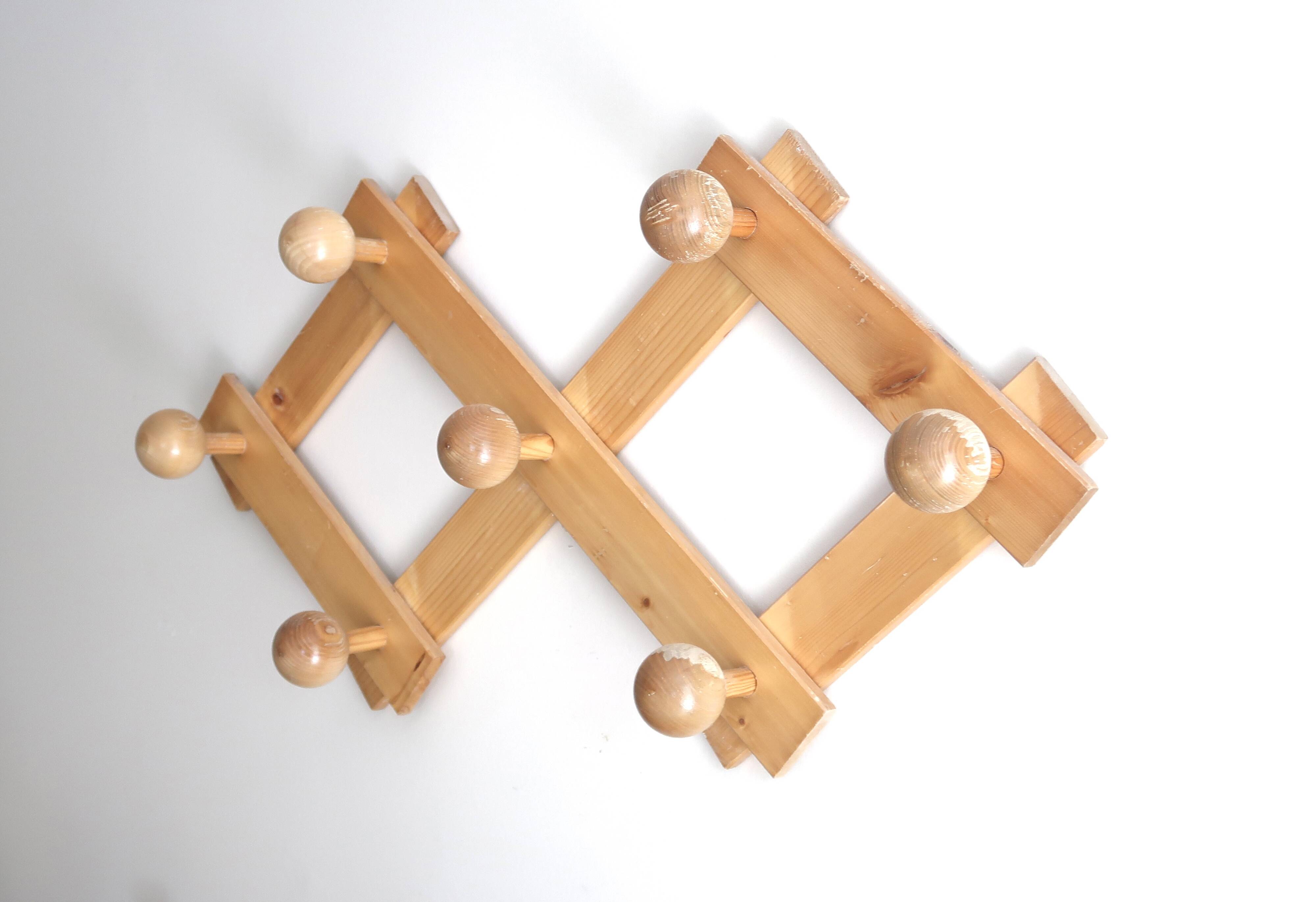Extendable wall-mounted coat rack in light wood, 1980s