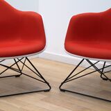 Pair of Arm Chair LAR armchairs, Charles & Ray Eames