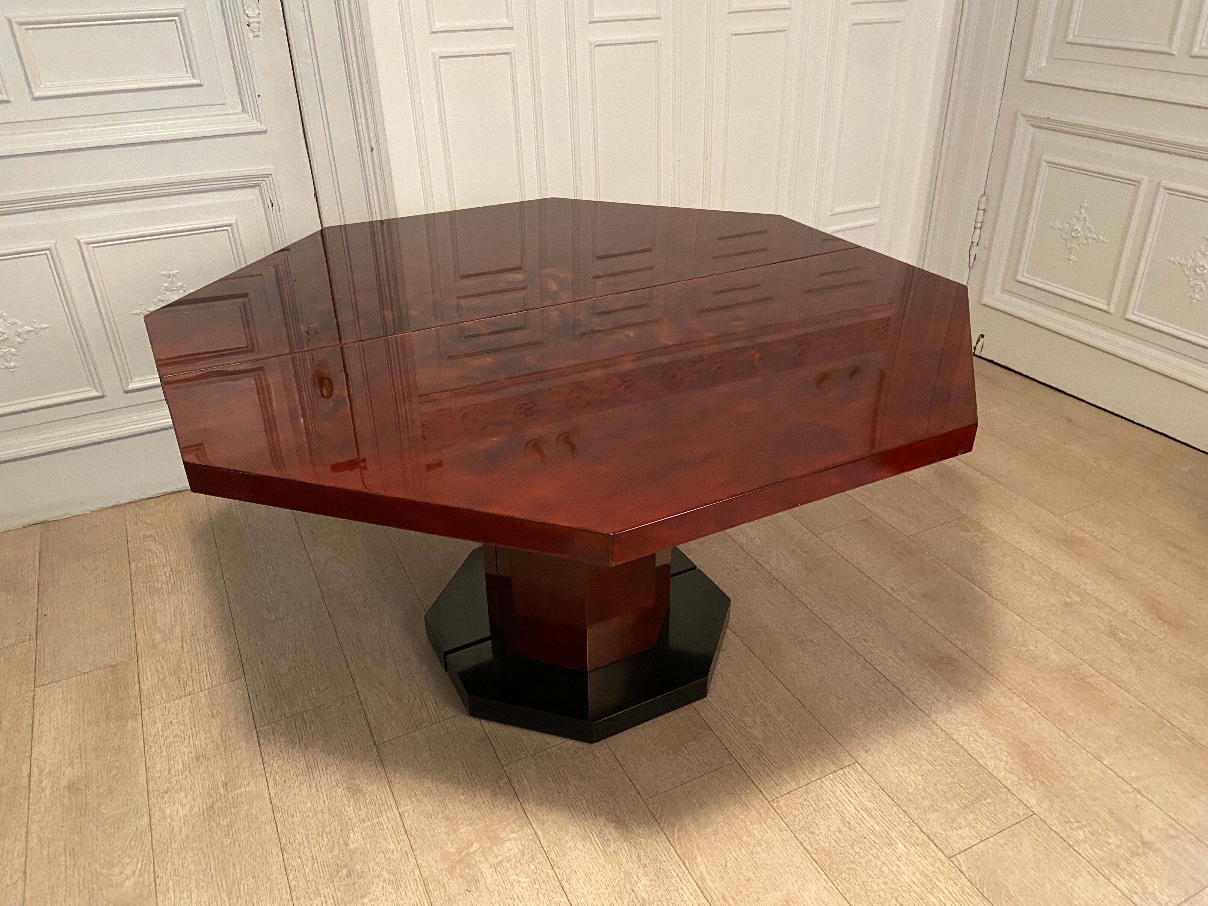 Red lacquered dining table and gold dust, 1970s