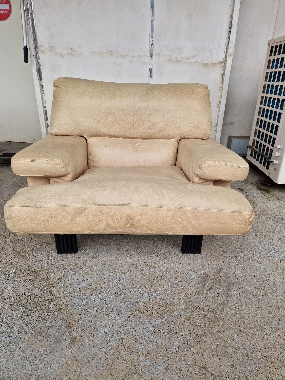 Salon vintage canapé et deux fauteuils