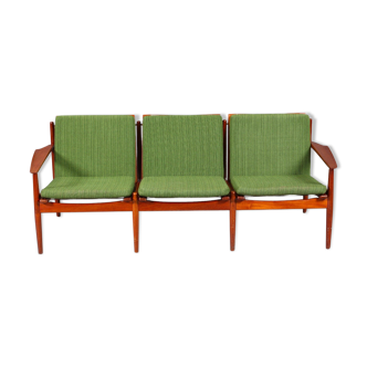 Sofa 3 places mid-century Denmark by Arne Vodder