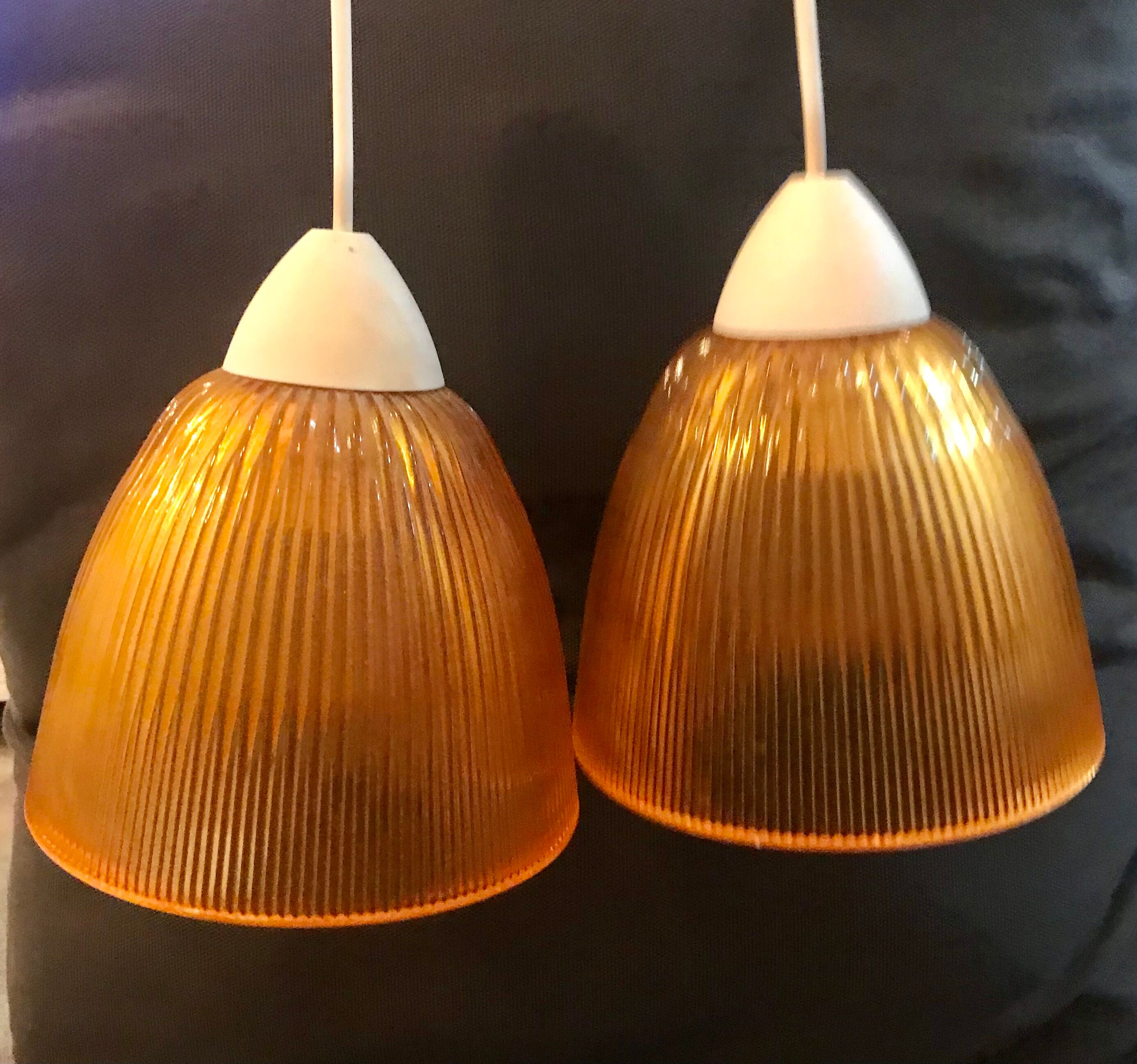 Set of 2 Corep suspensions with glass shade