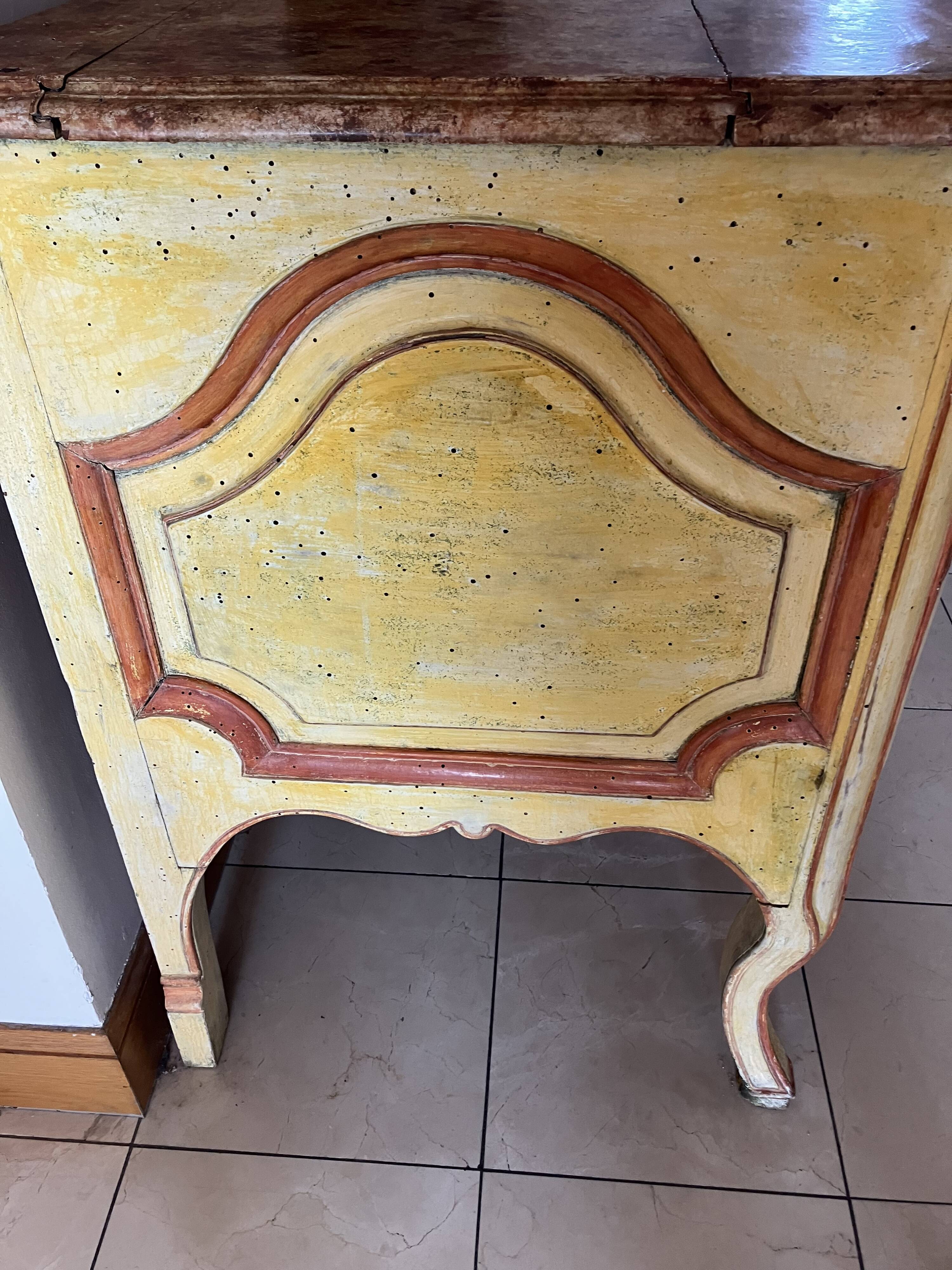 Louis XV style crossbow commode