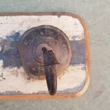 Ecru solid teak coat hook with 3 cast iron hooks