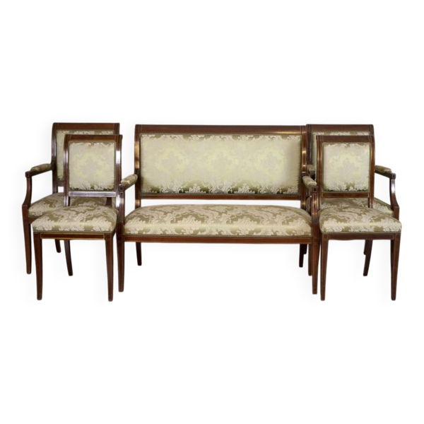 Mobilier en noyer anglais de la fin du 19e siècle, ensemble de 5 pièces.