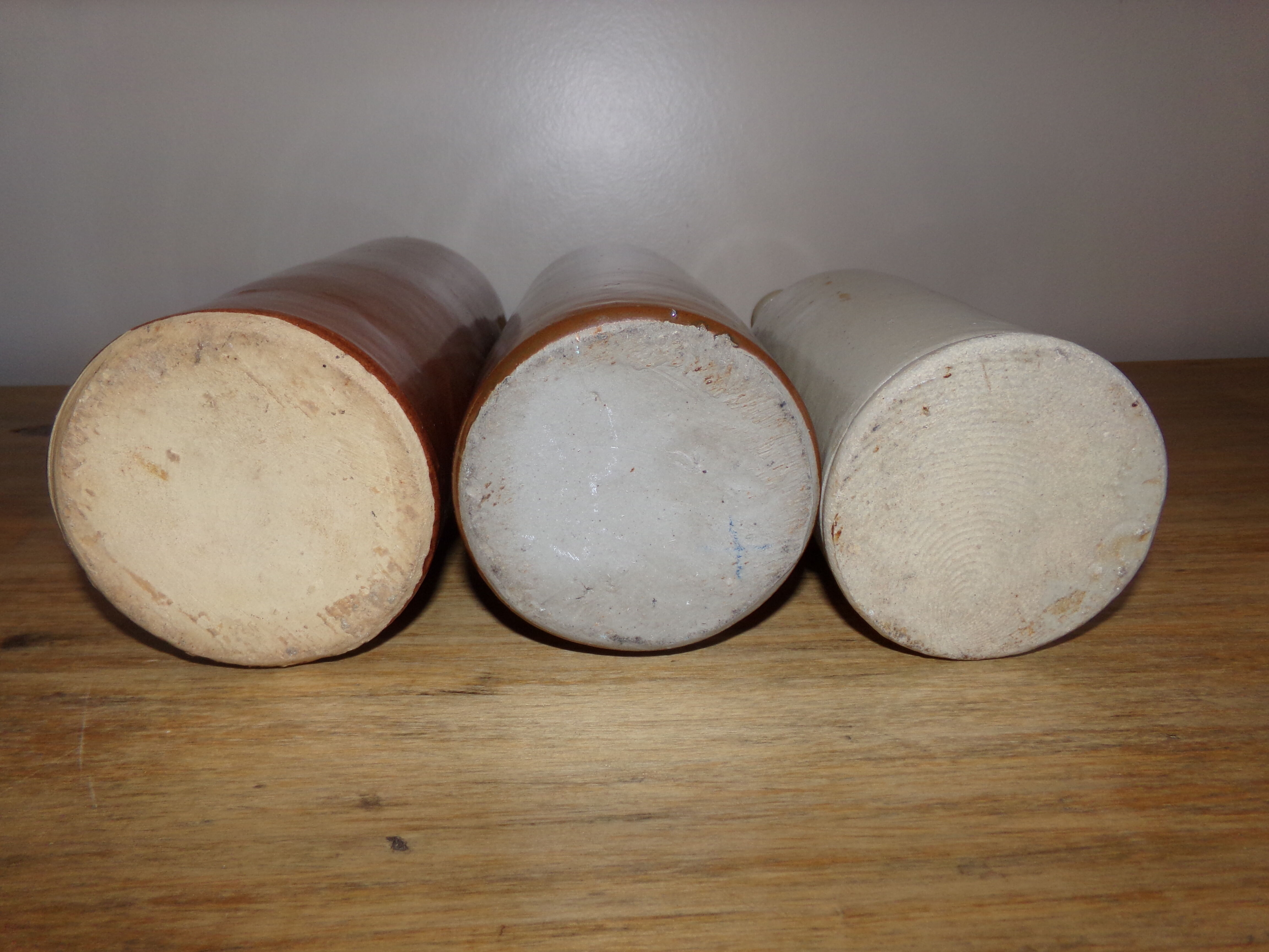 Lot of 3 bottles of varnished sandstone