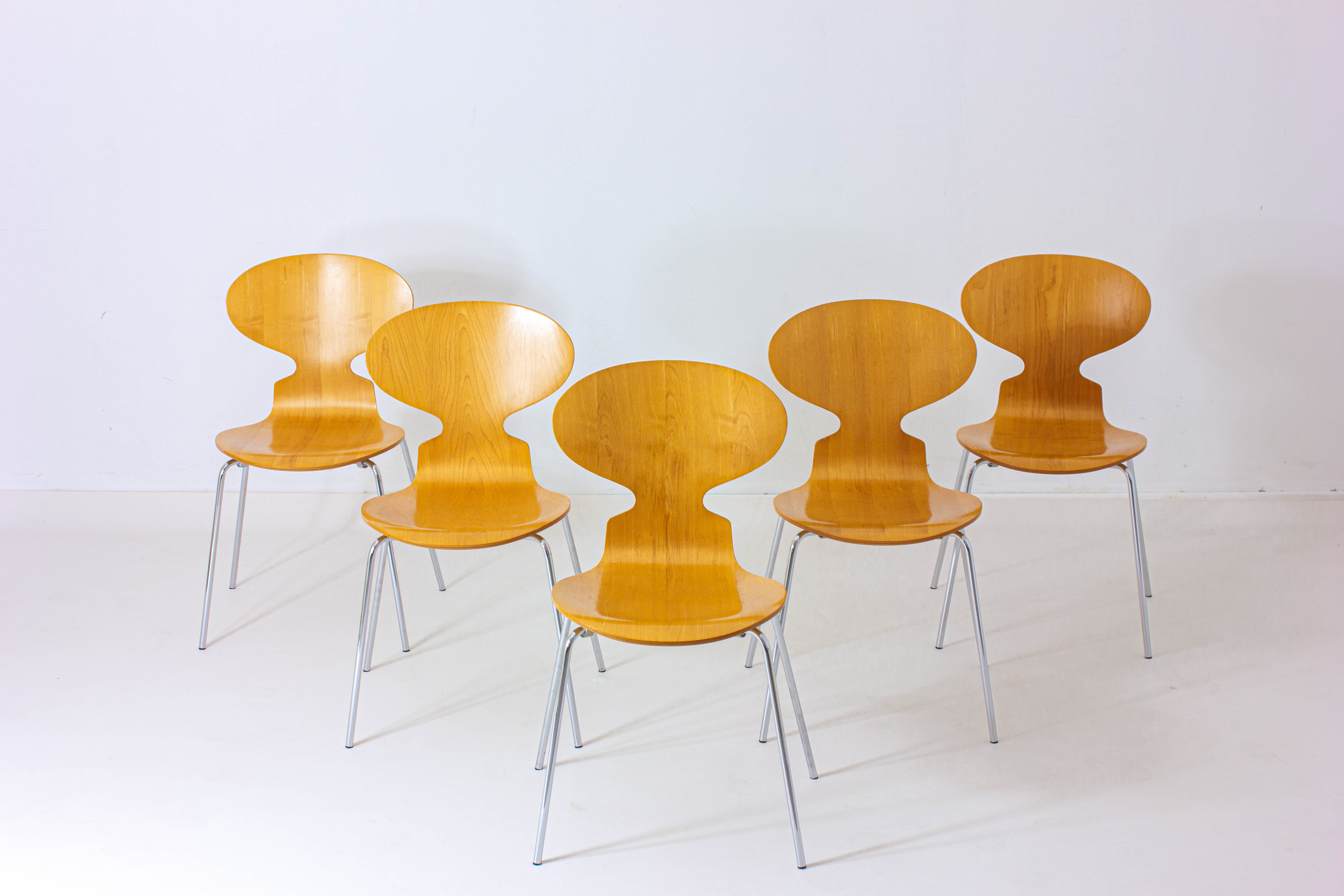 Special set of 5 Ant chairs by Fritz Hansen