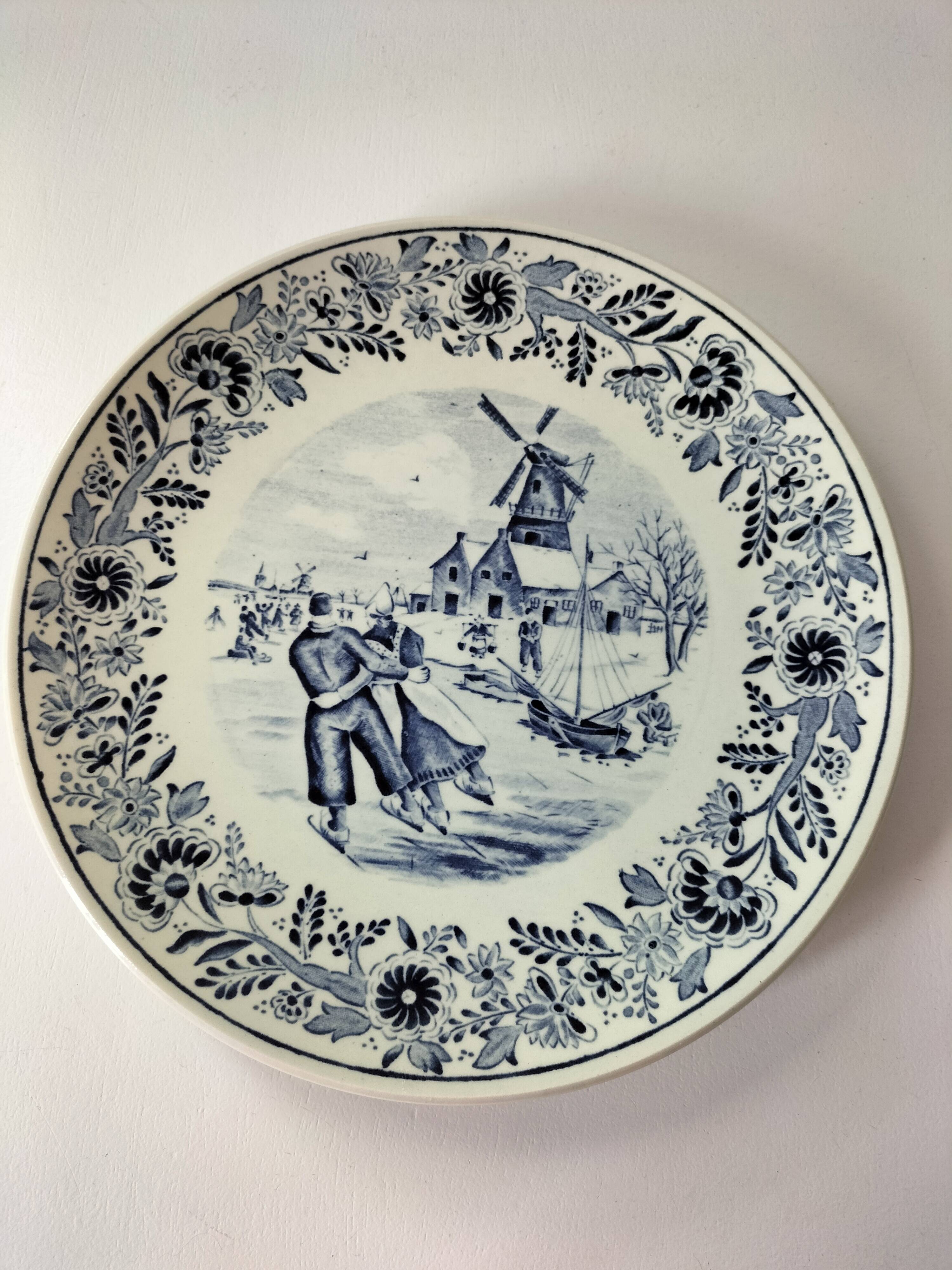 Decorative plate Boch – Delft decor, winter scene (1960s–70s)
