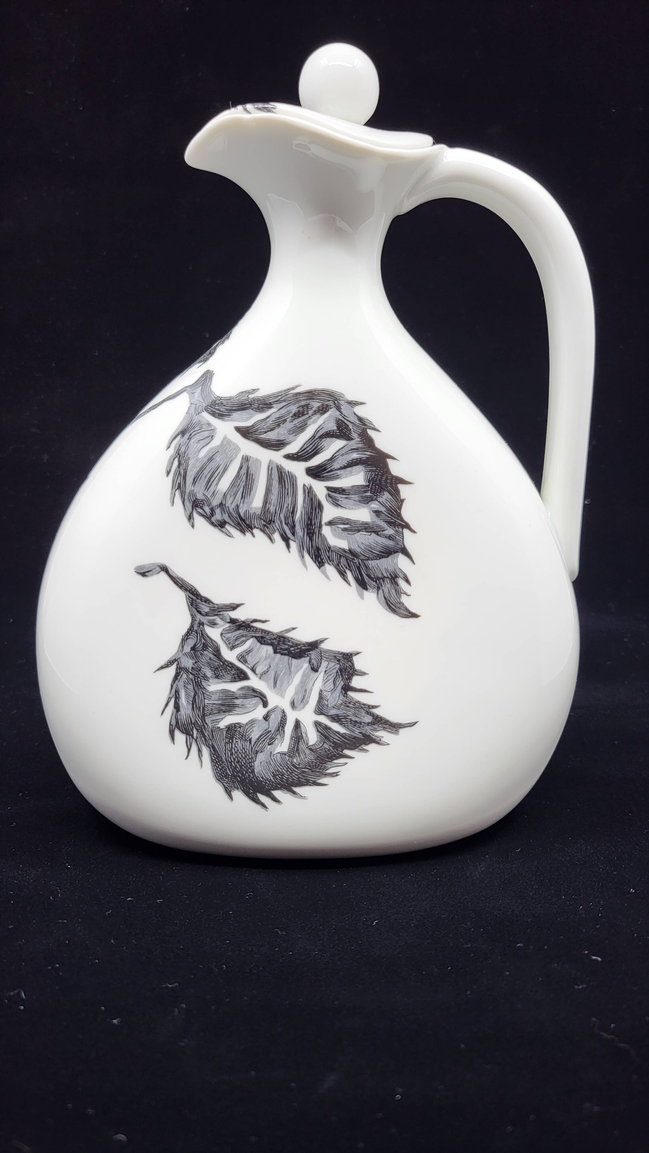 Bottle Jean Lurçat by Haviland Limoges in porcelain France