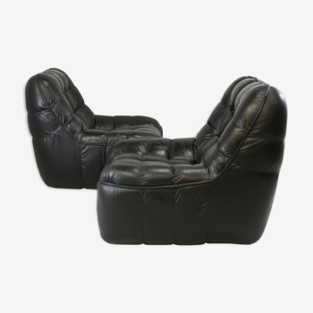 Paire de fauteuils cuir noir, France, circa 1970