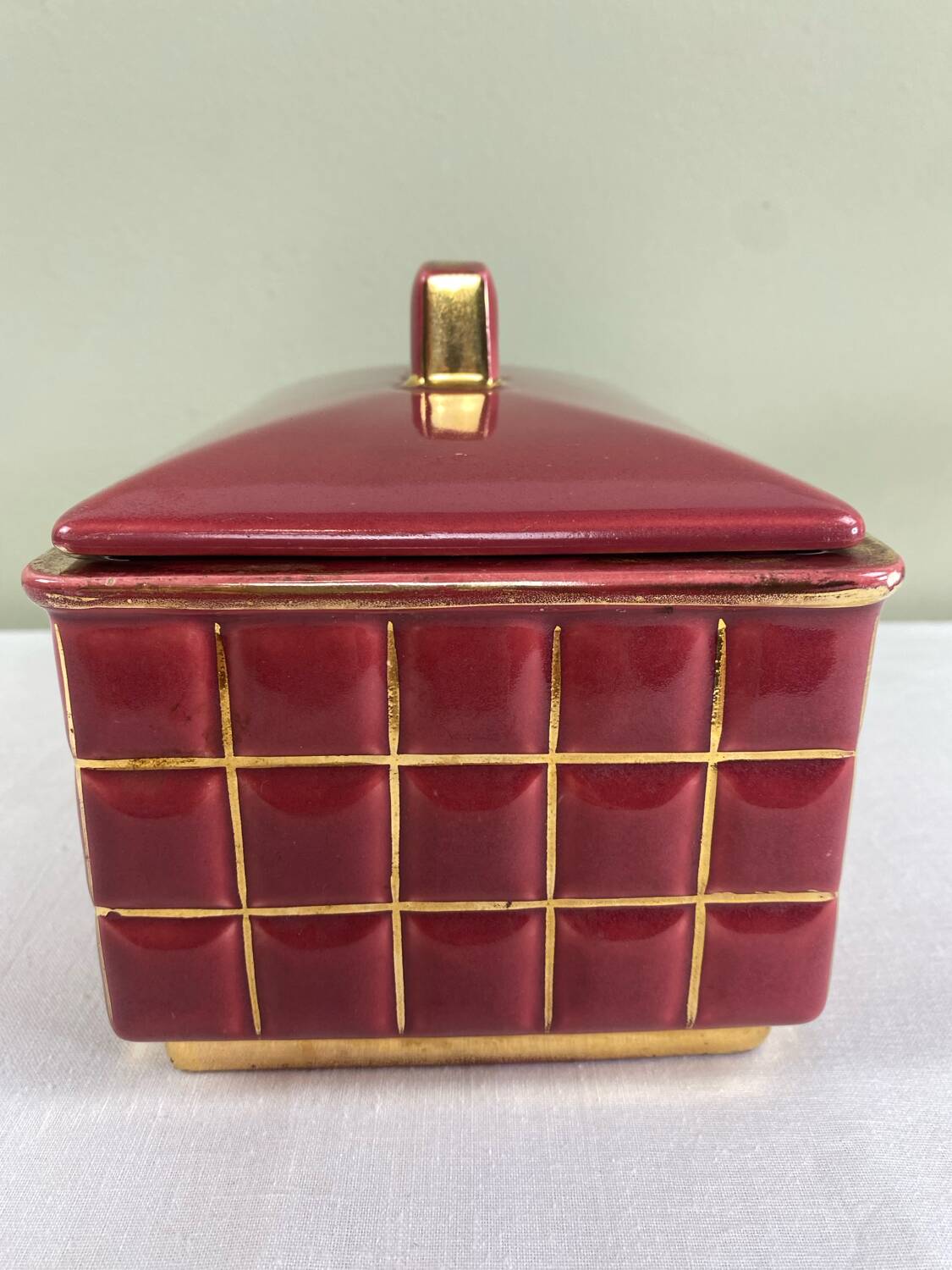 Art Deco candy box