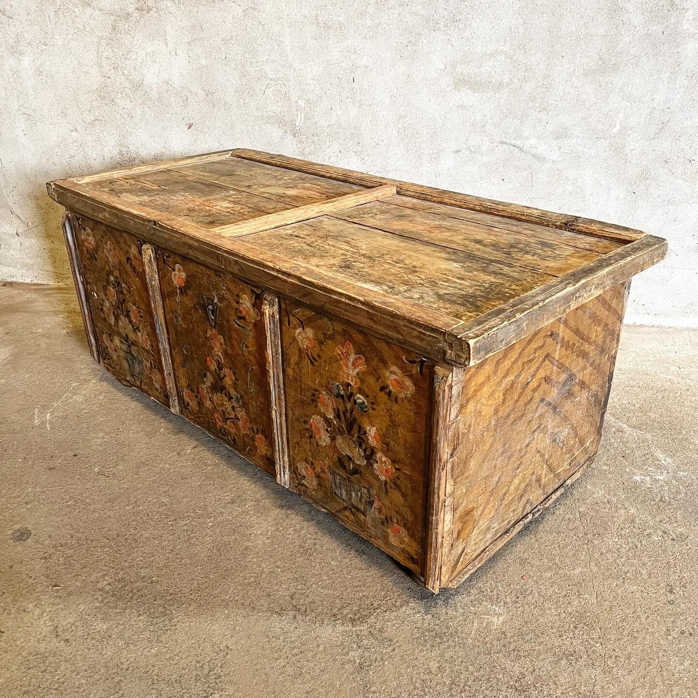 18th century painted folk chest