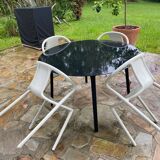 MAGIS table and chairs