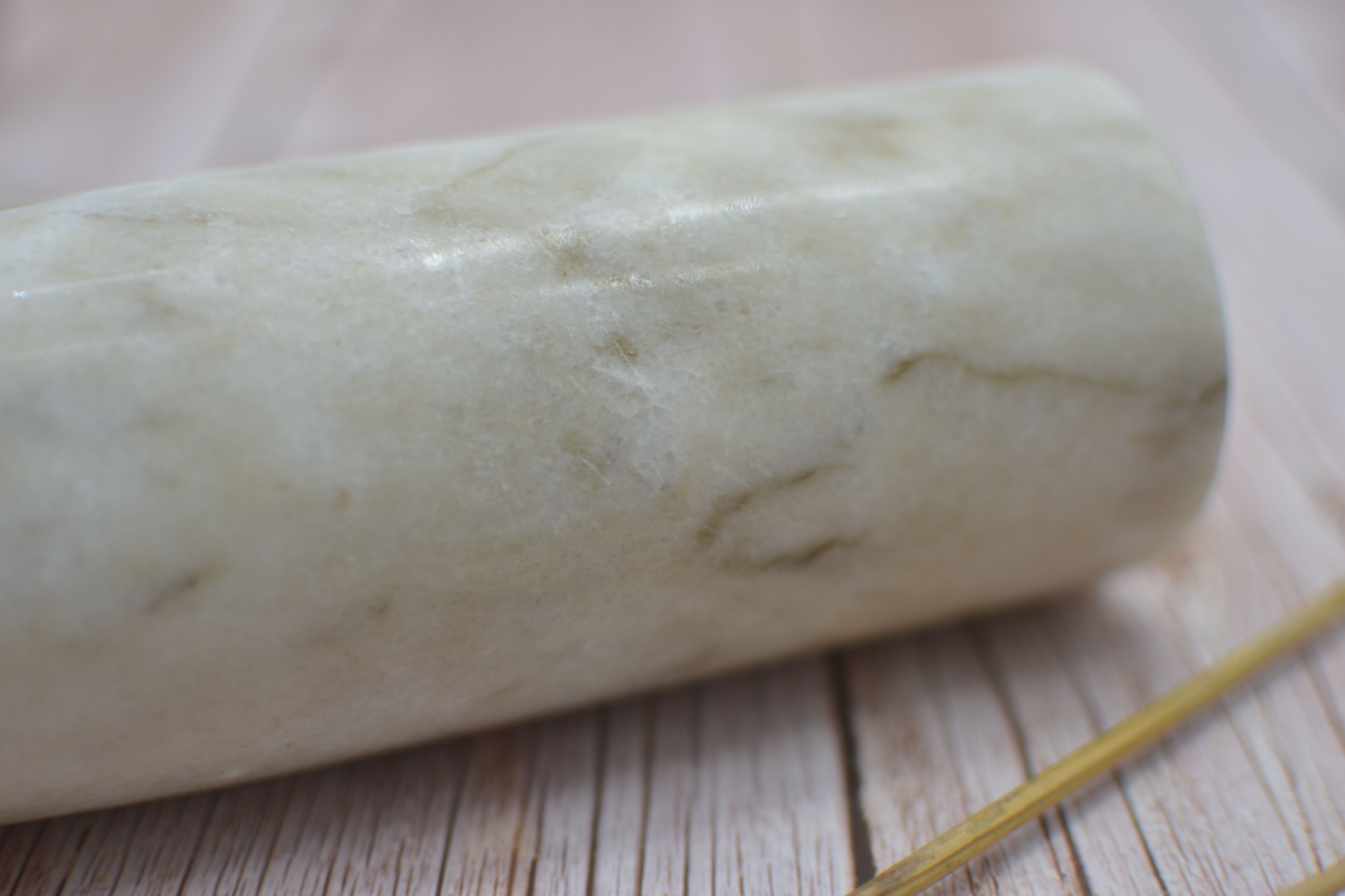 Candle holder in marble