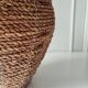 Vase tressé en jonc de mer