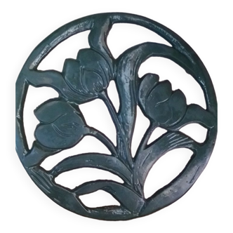 Vintage cast iron triflies