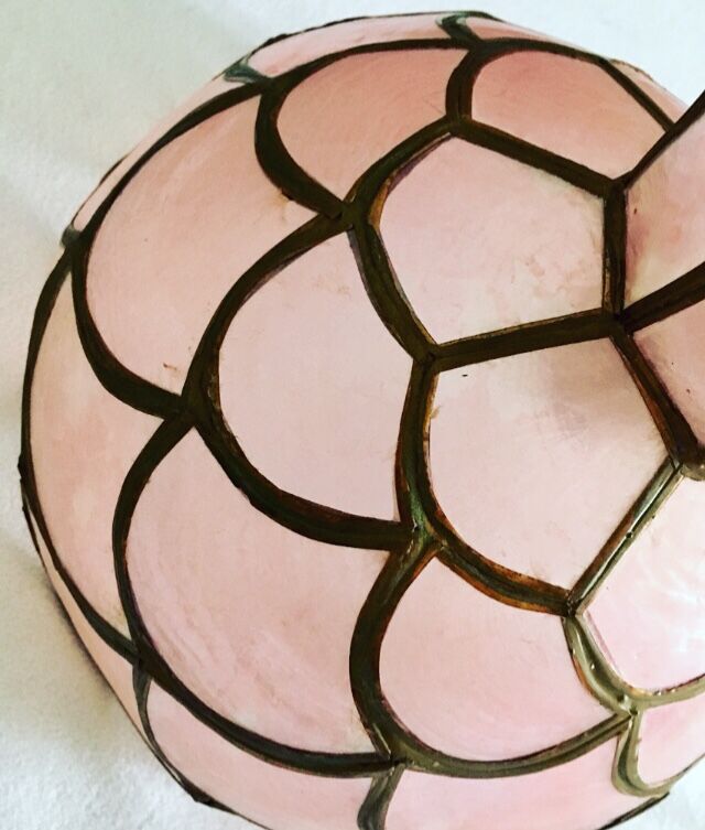 Pink mother-of-pearl hanging