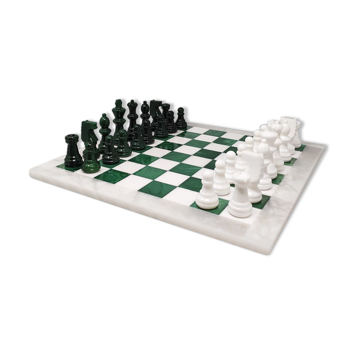 Chess set in volterra alabaster handmade made in italy