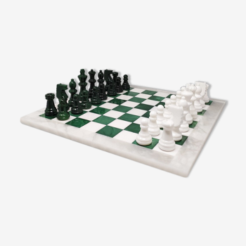 Jeu d'échecs vert et blanc en albâtre de Volterra, Made in Italy