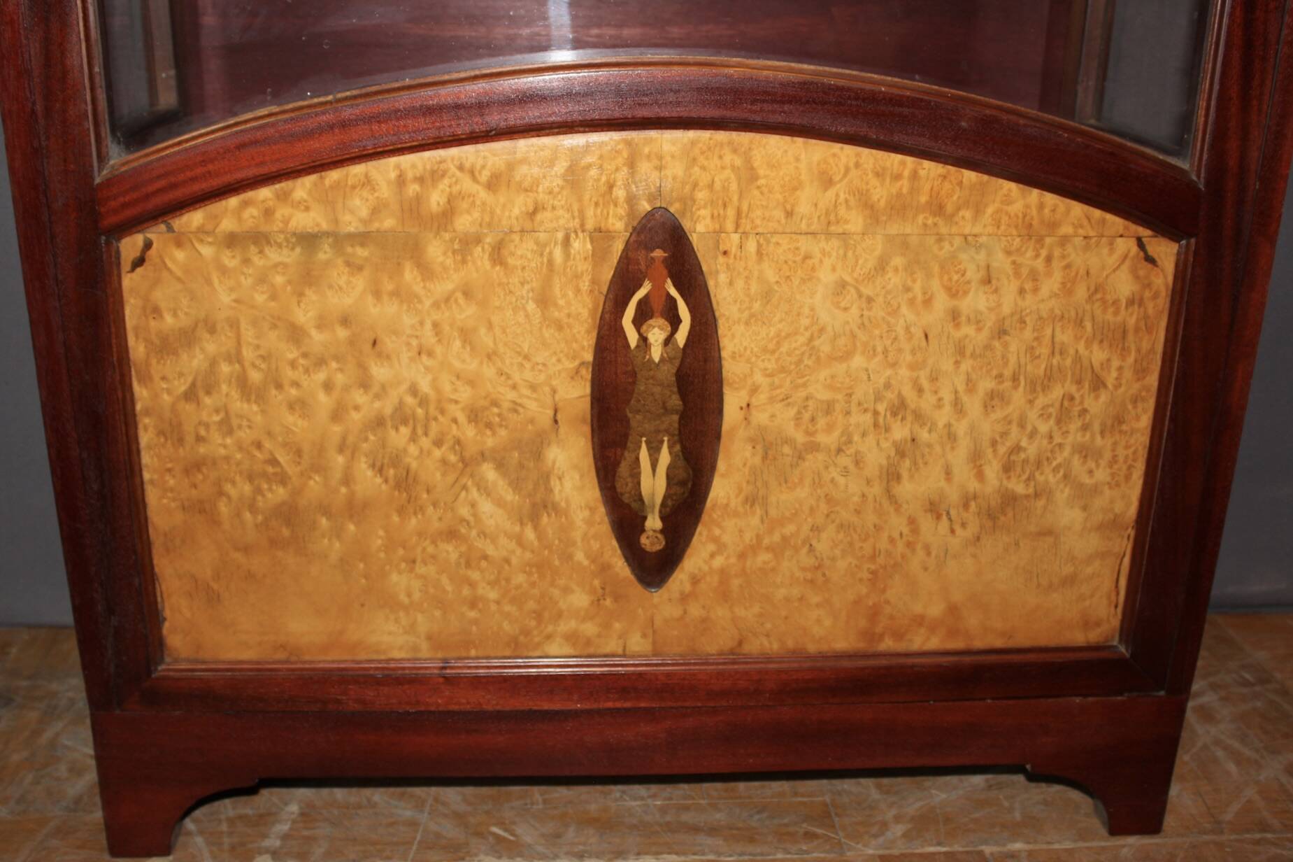 Vitrine Art Déco en Marqueterie vers 1925