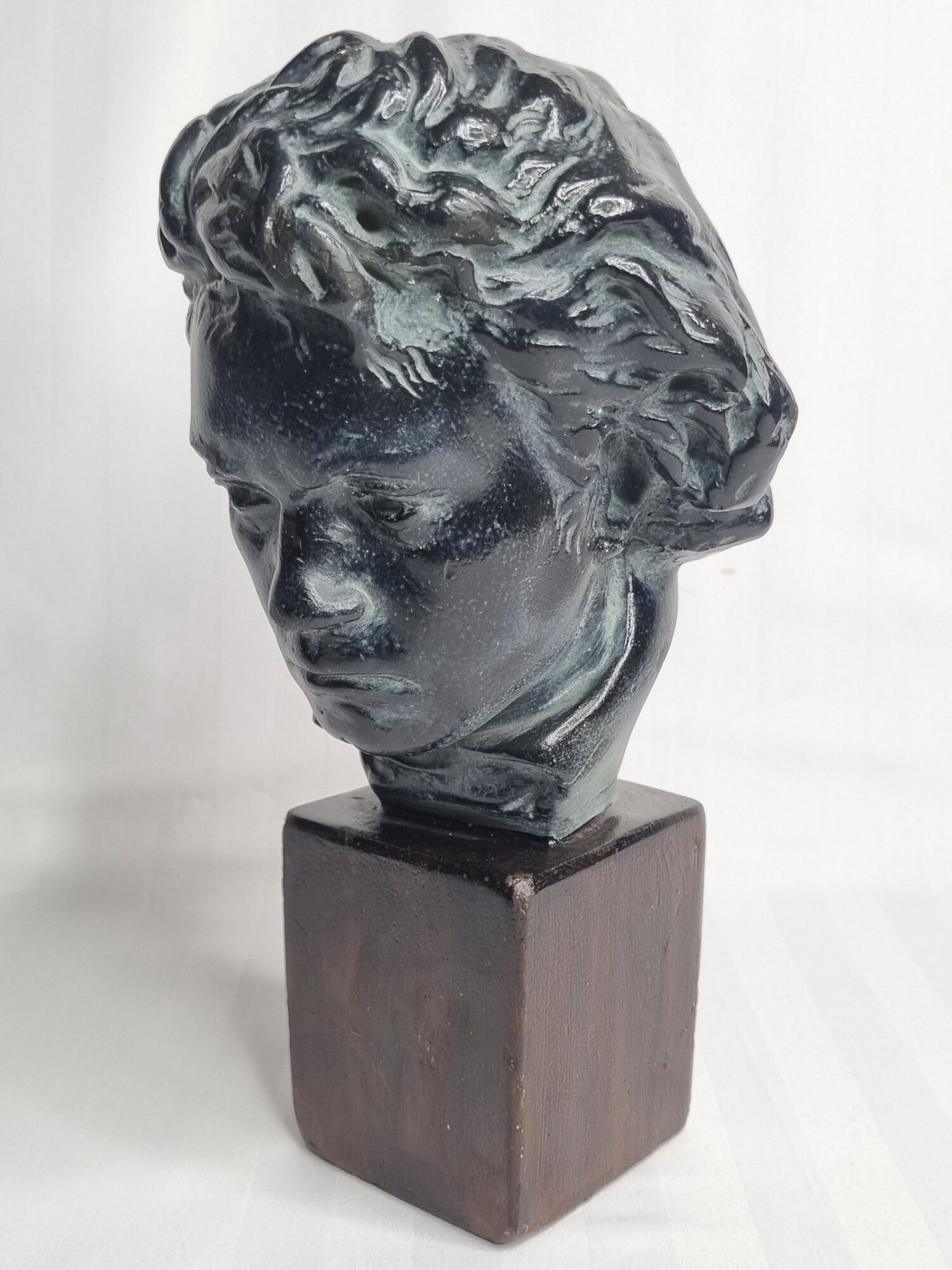 Bust of Beethoven in patinated plaster in imitation of bronze, signed, 27 cm