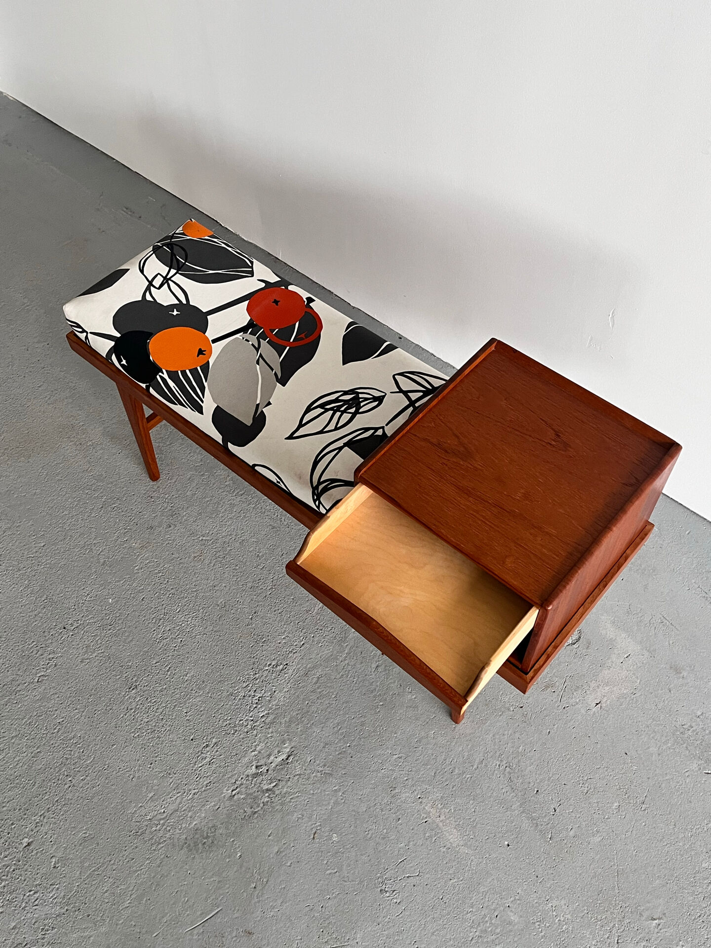 Scandinavian Mid Century Gossip Bench
