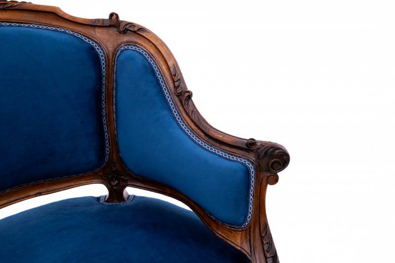 A late 19th-century French bergère armchair. After renovation.