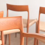 Chaises danoises en teck Mid-Century par Niels O Møller # 77 & 57 Set de 10