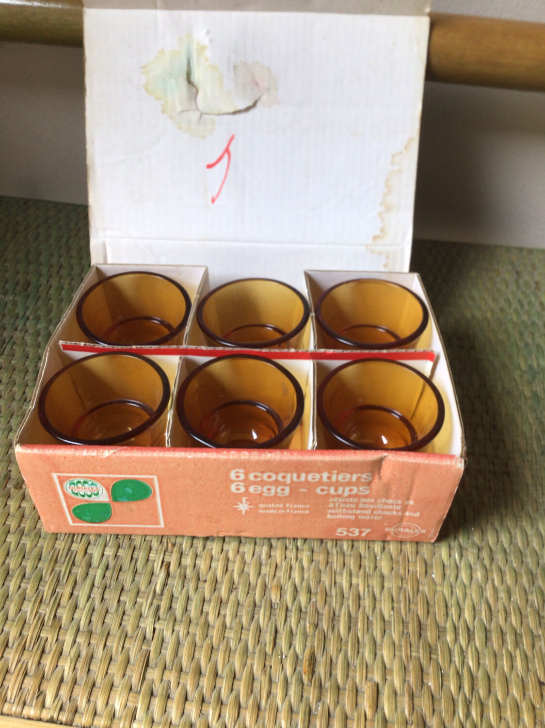 6 Duralex egg cups