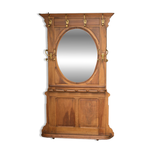 Très beau vestiaire