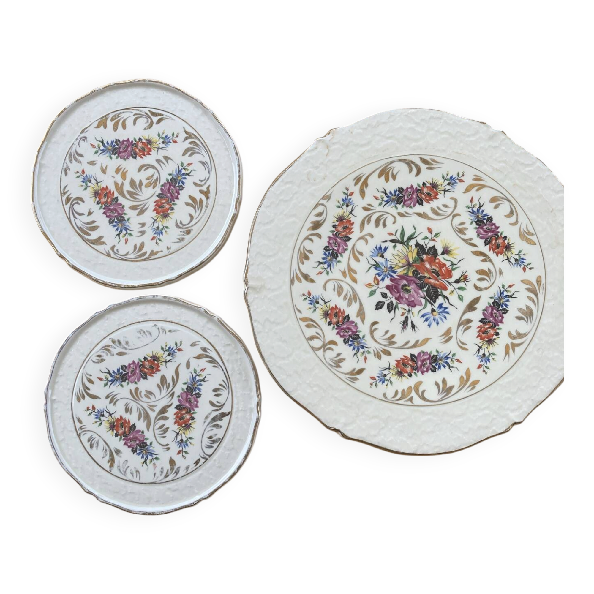 Presentation platters in artistic ceramic from the brand Cernanord Fr.