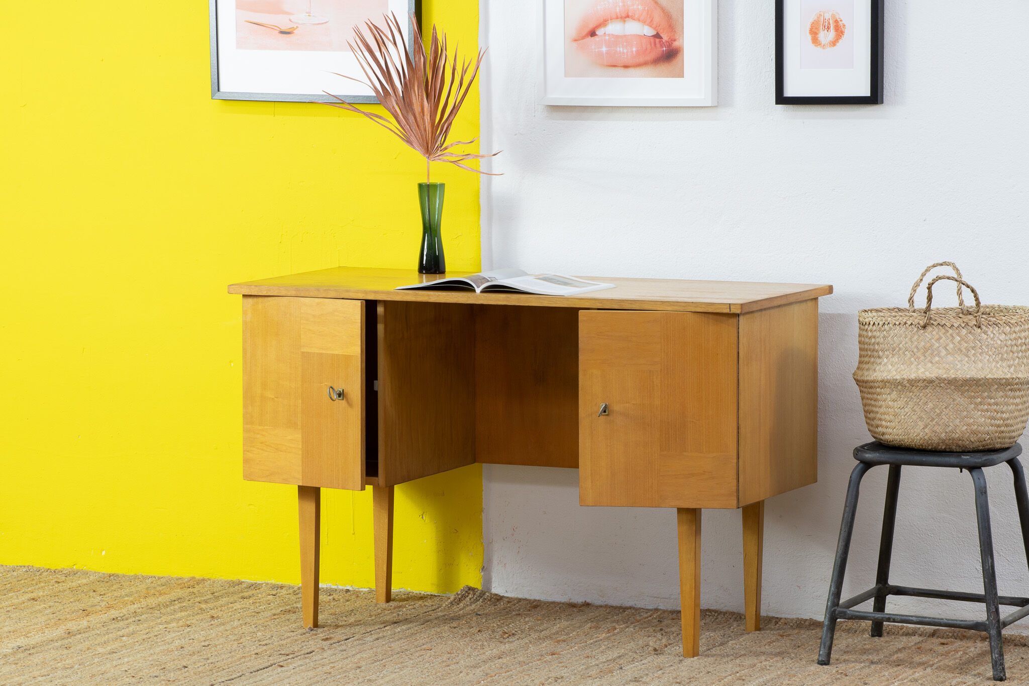 Vintage Scandinavian Office – 120 cm