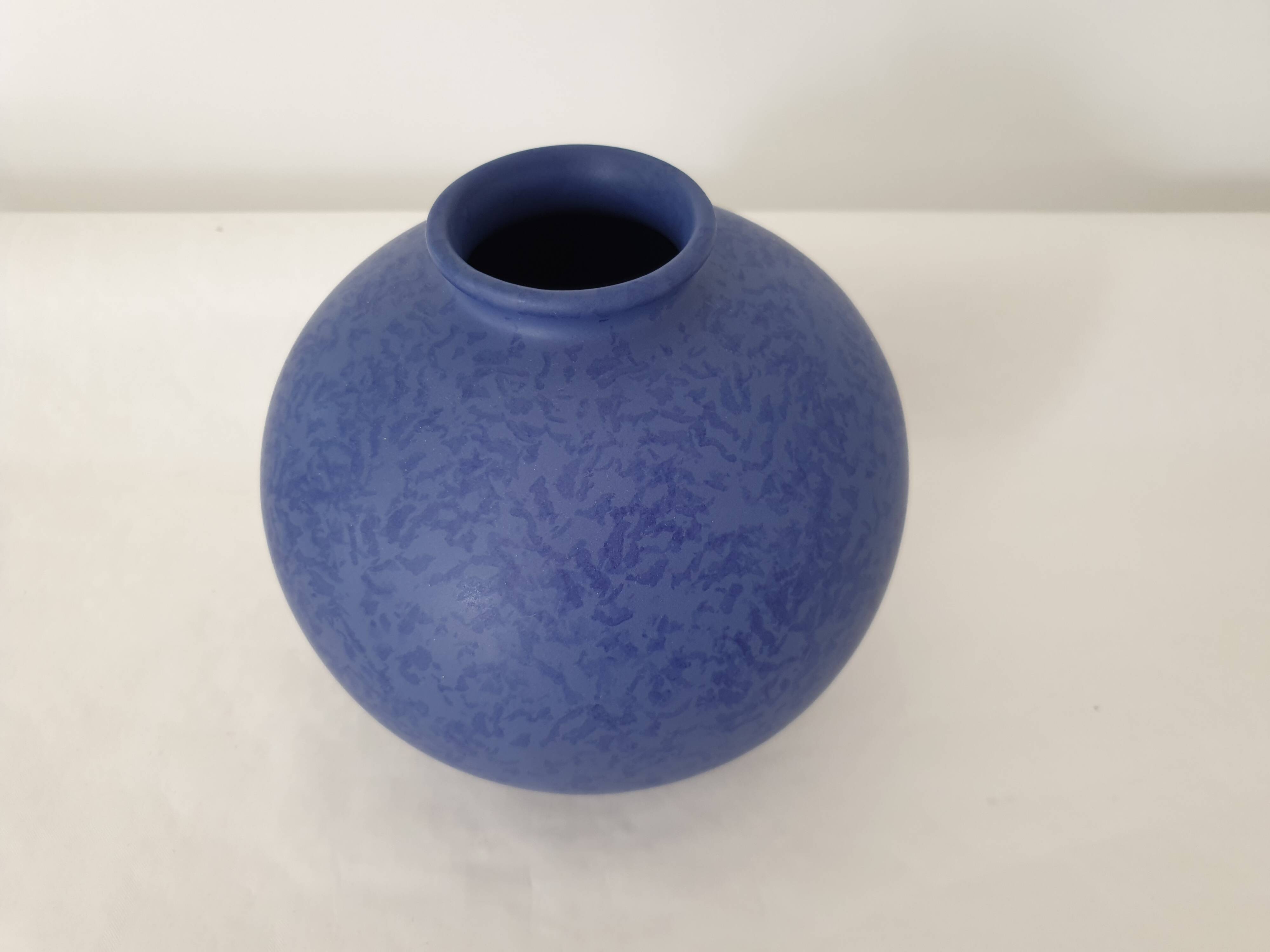 Blue ceramic ball vase diameter 19cm