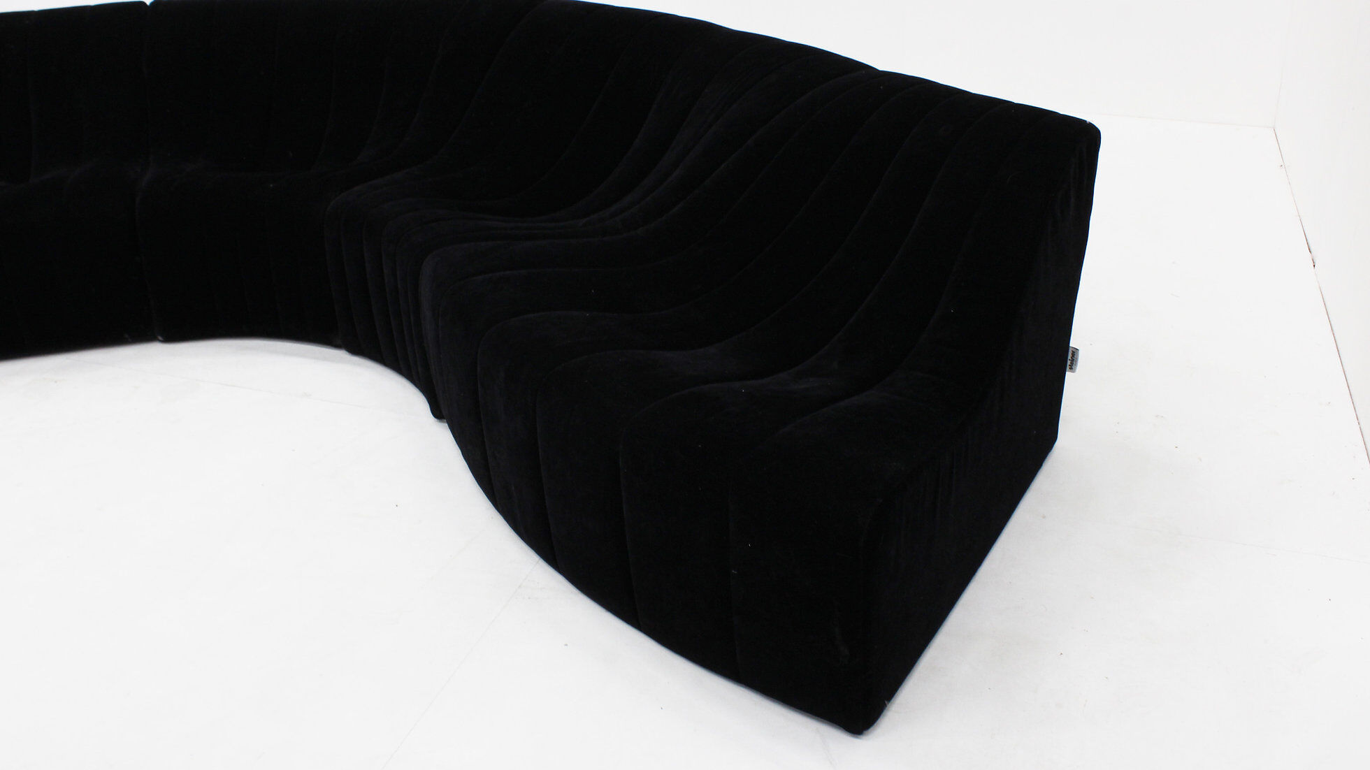 Kwok Hoi Chan for Steiner Chromatic modular curved sofa 1970s