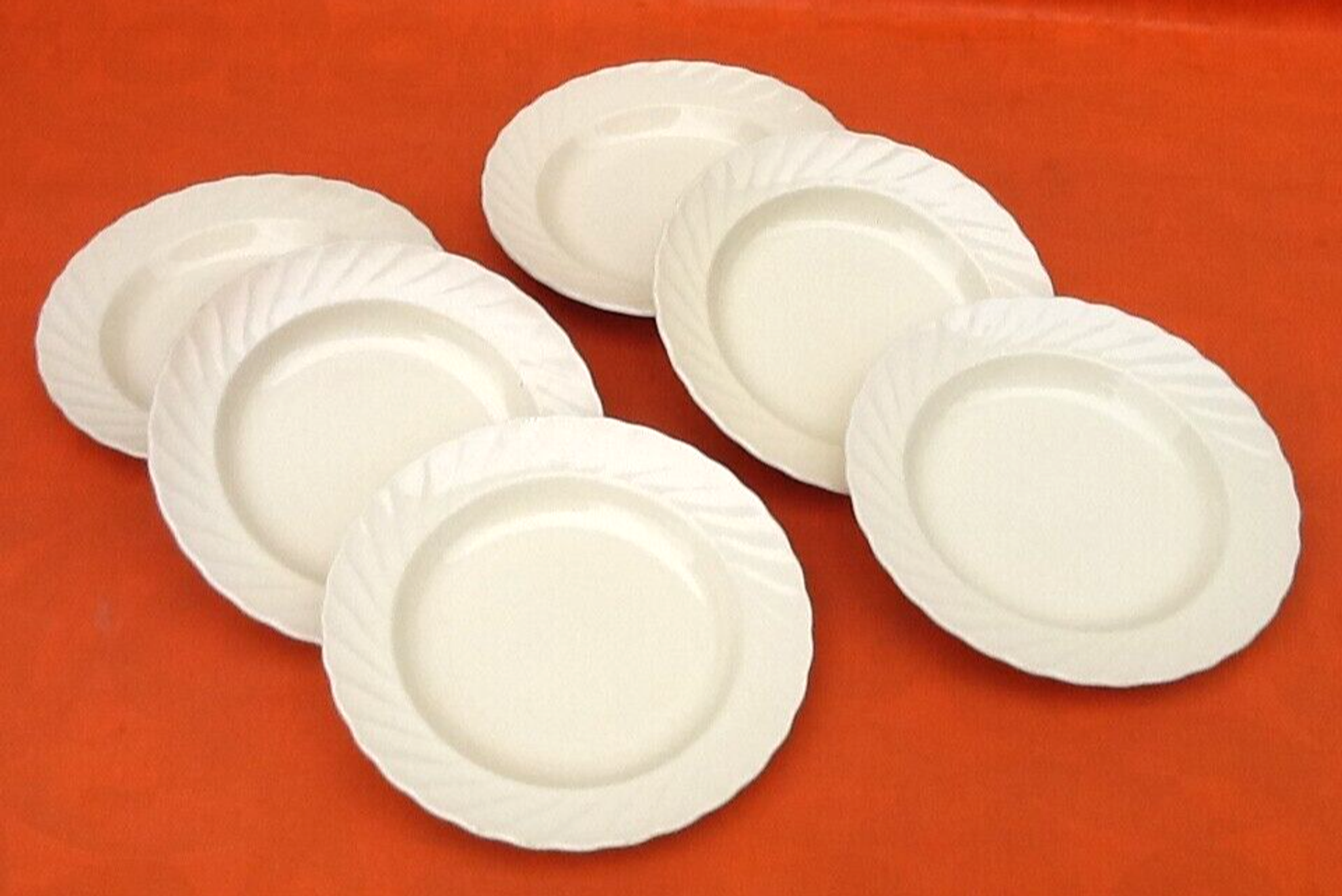 1950s Hollow plates Salins France Scalloped edge Color: Ivory