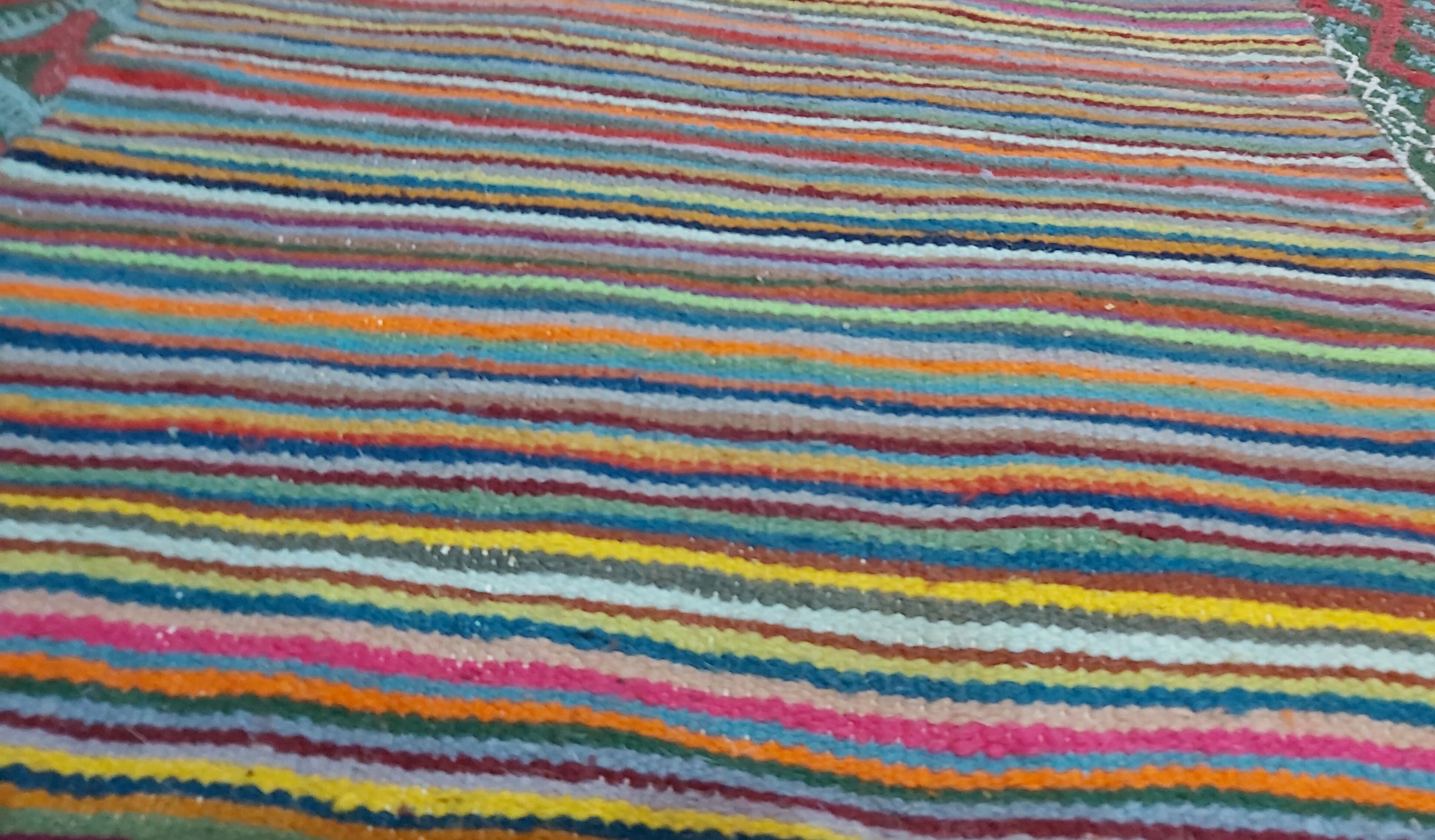 Tapis multicolore rayé fait main  122x56cm