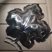 Aperitif dish leaf shape