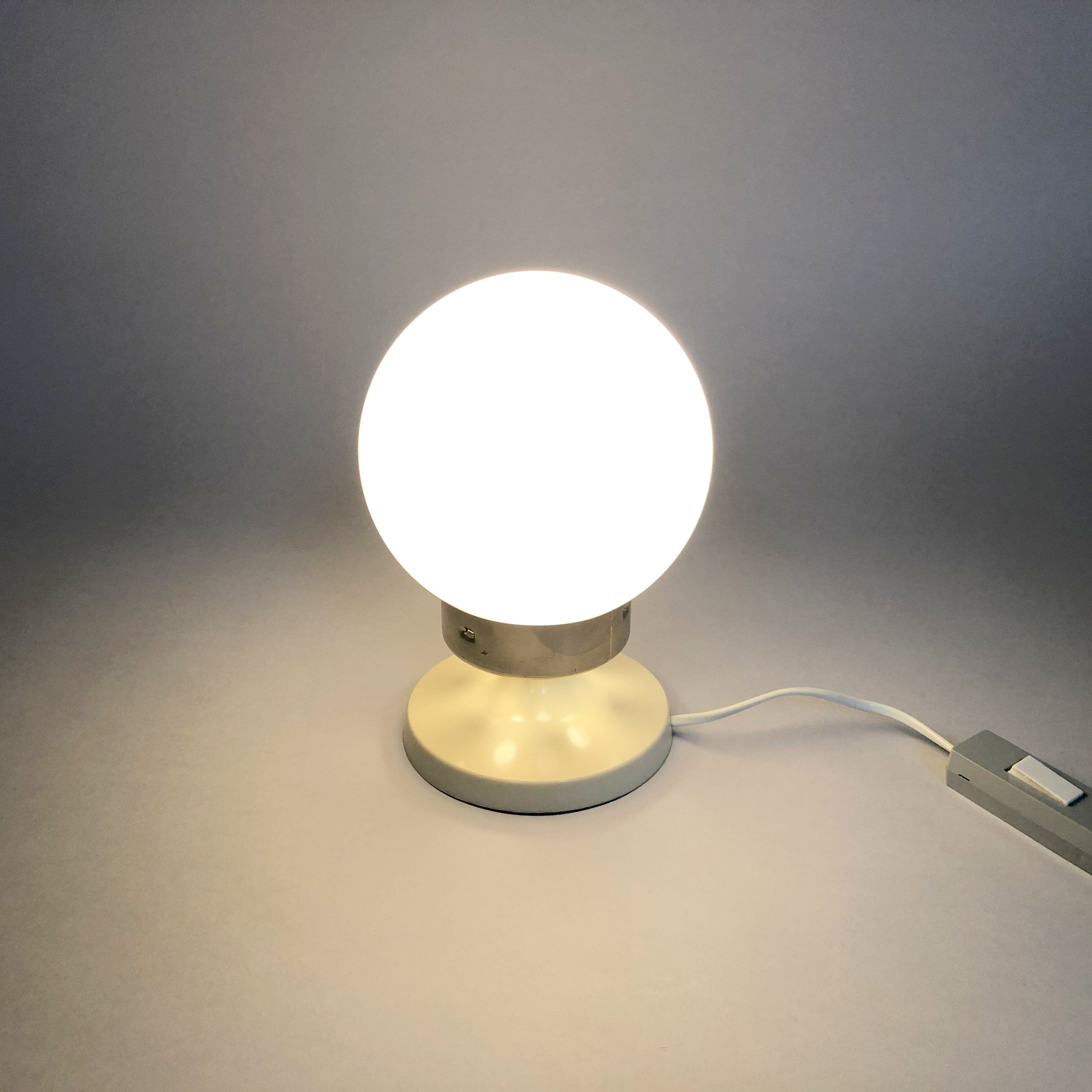 Lampe de table vintage de Tchécoslovaquie années 1980