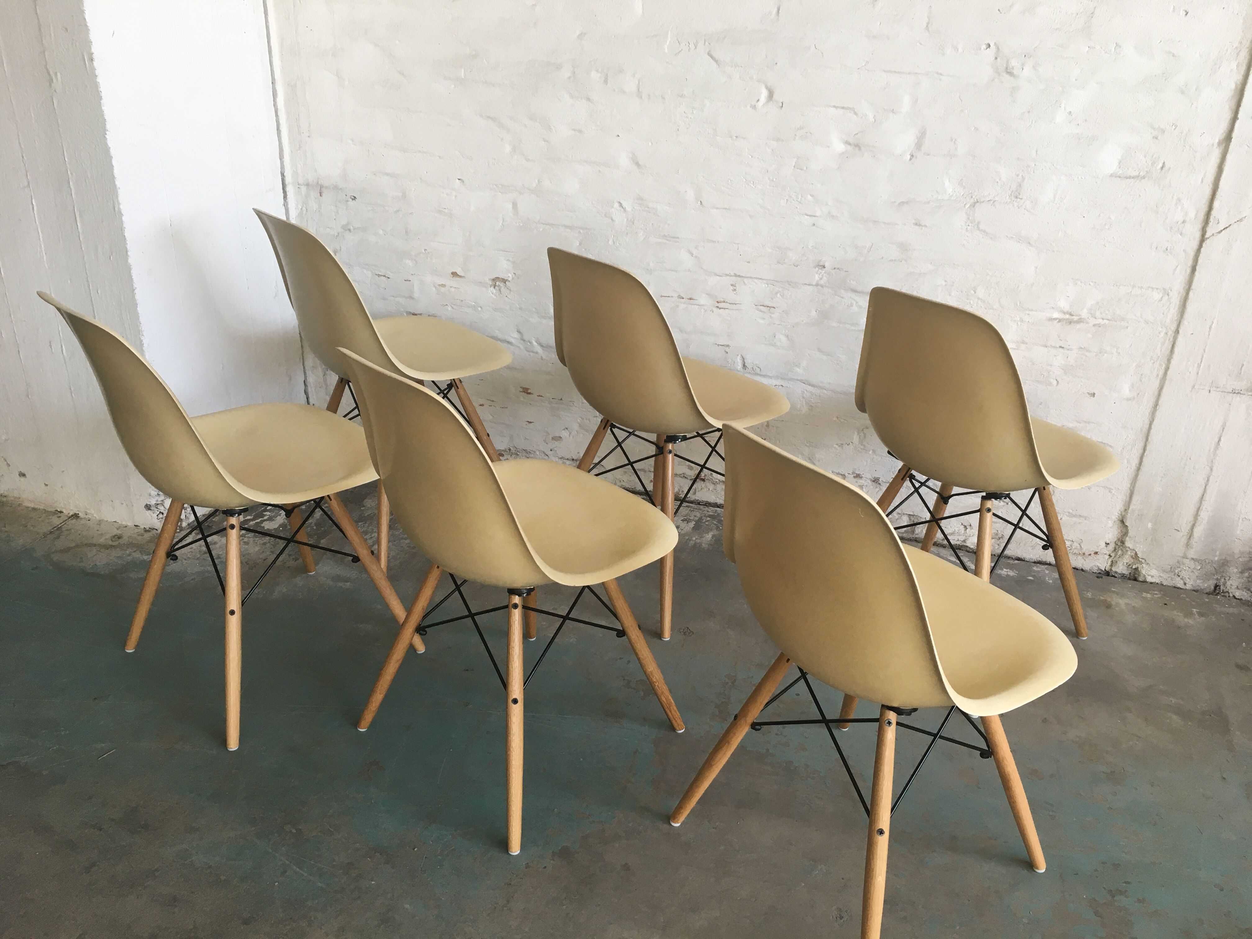Ensemble de 6 chaises à manger DSW par Charles et Ray Eames