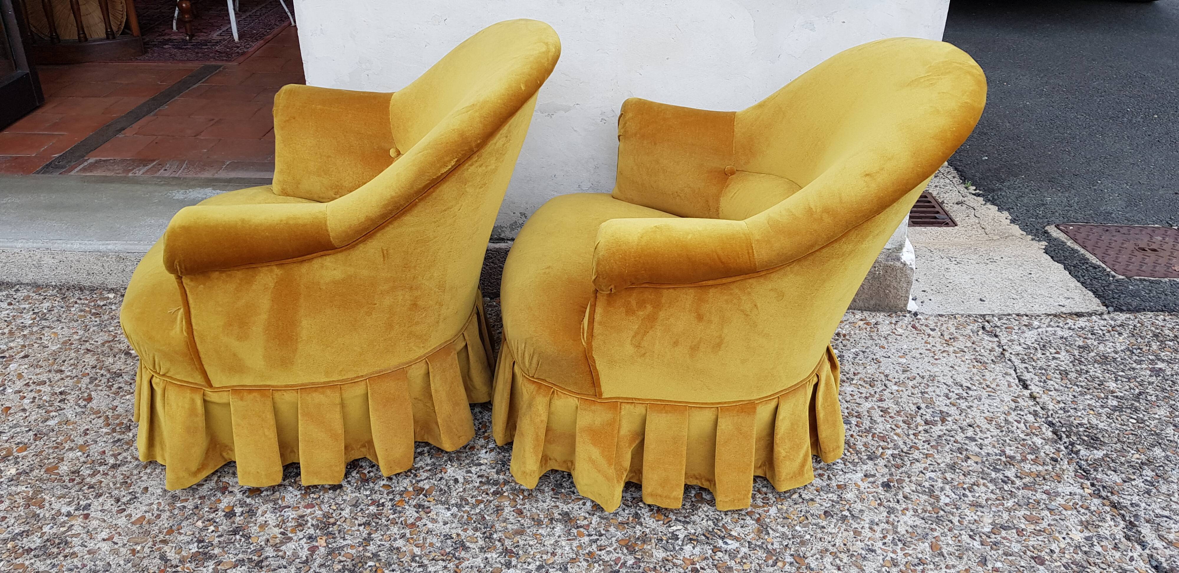 Pair of toad armchairs