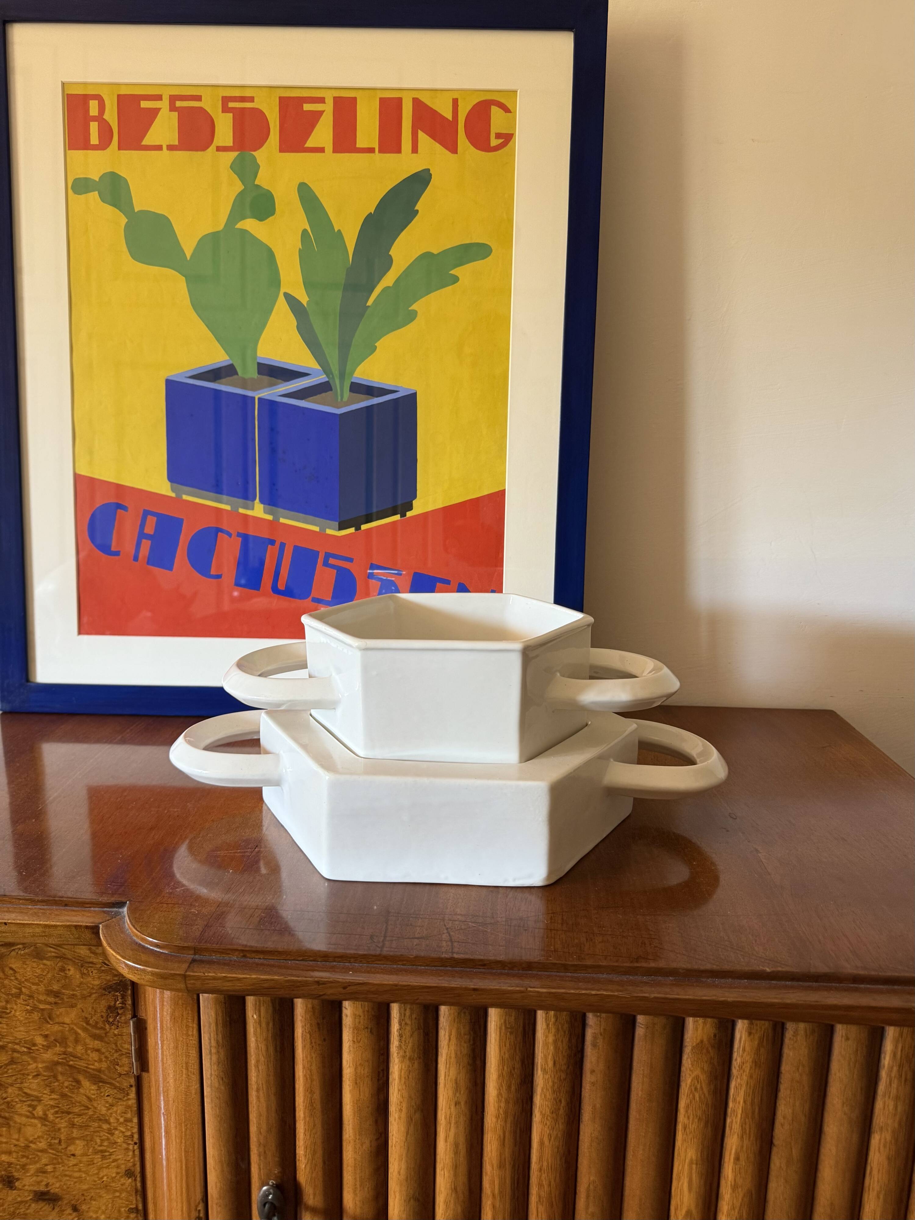 Sergio Asti, white ceramic centerpiece, Gabbianelli Italy ca. 1970