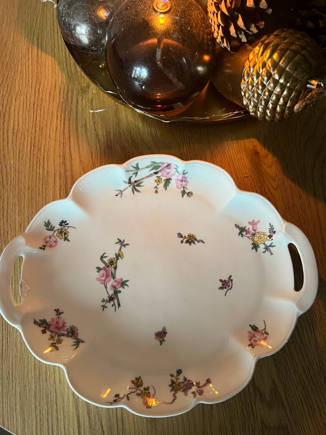 Limoges porcelain service composed of 10 plates and a dish