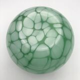 Vase en verre vintage forme boule fait à la main alicja vert et blanc