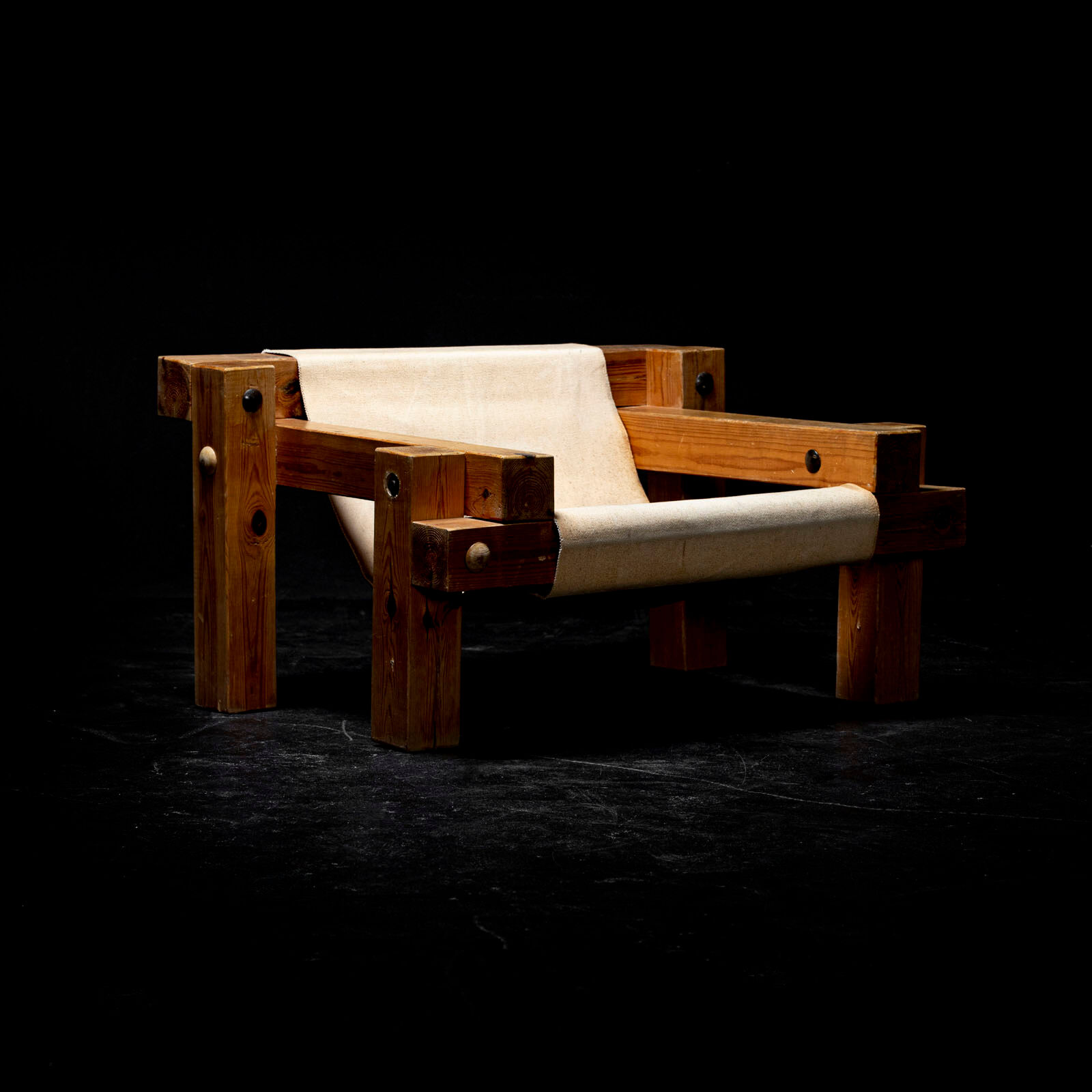 Pair of brutalist chairs in pine and canvas, 1970s