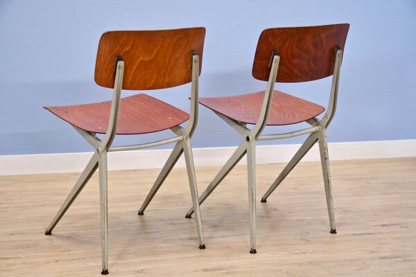 Ensemble de 2 chaises industrielles hollandaises en teck/contreplaqué par Marko, années 1960