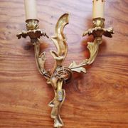 Paire d'appliques en bronze doré de style Louis XVI