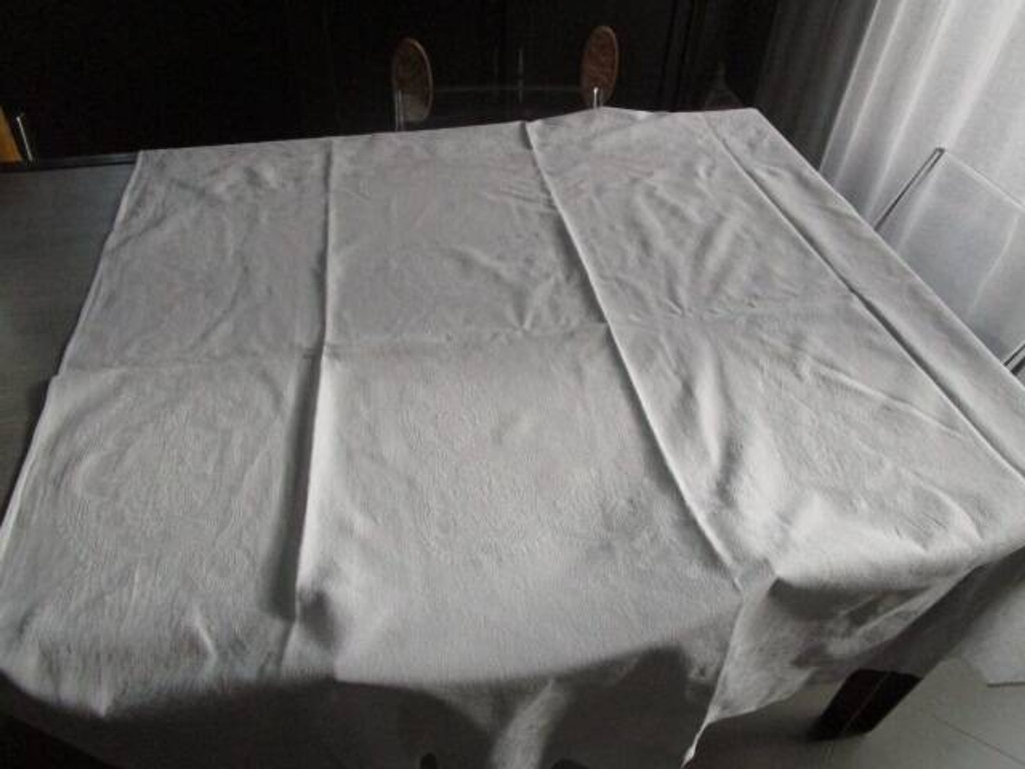 Nappe ancienne damassée 150x145cm+6 serviettes