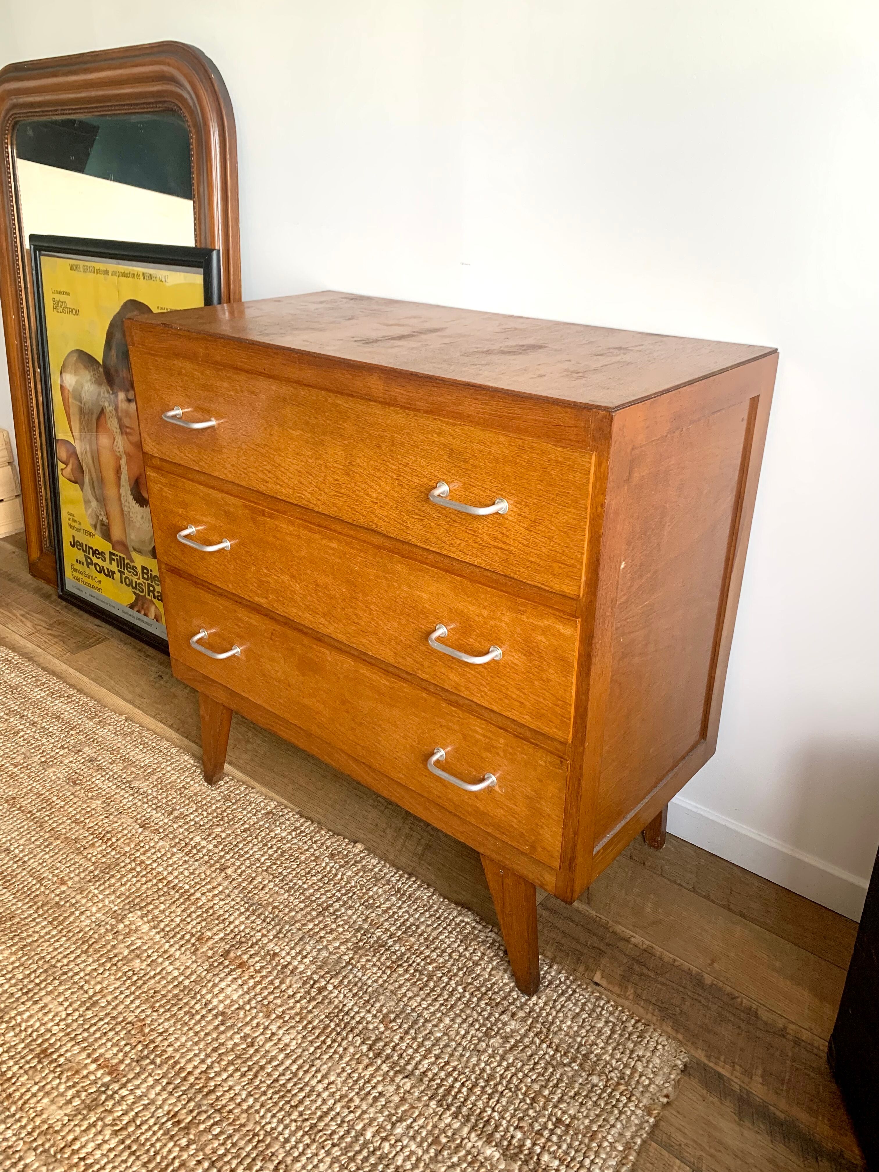 Vintage dresser compass feet