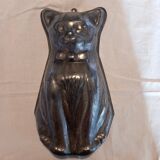 Cat shaped cake mold