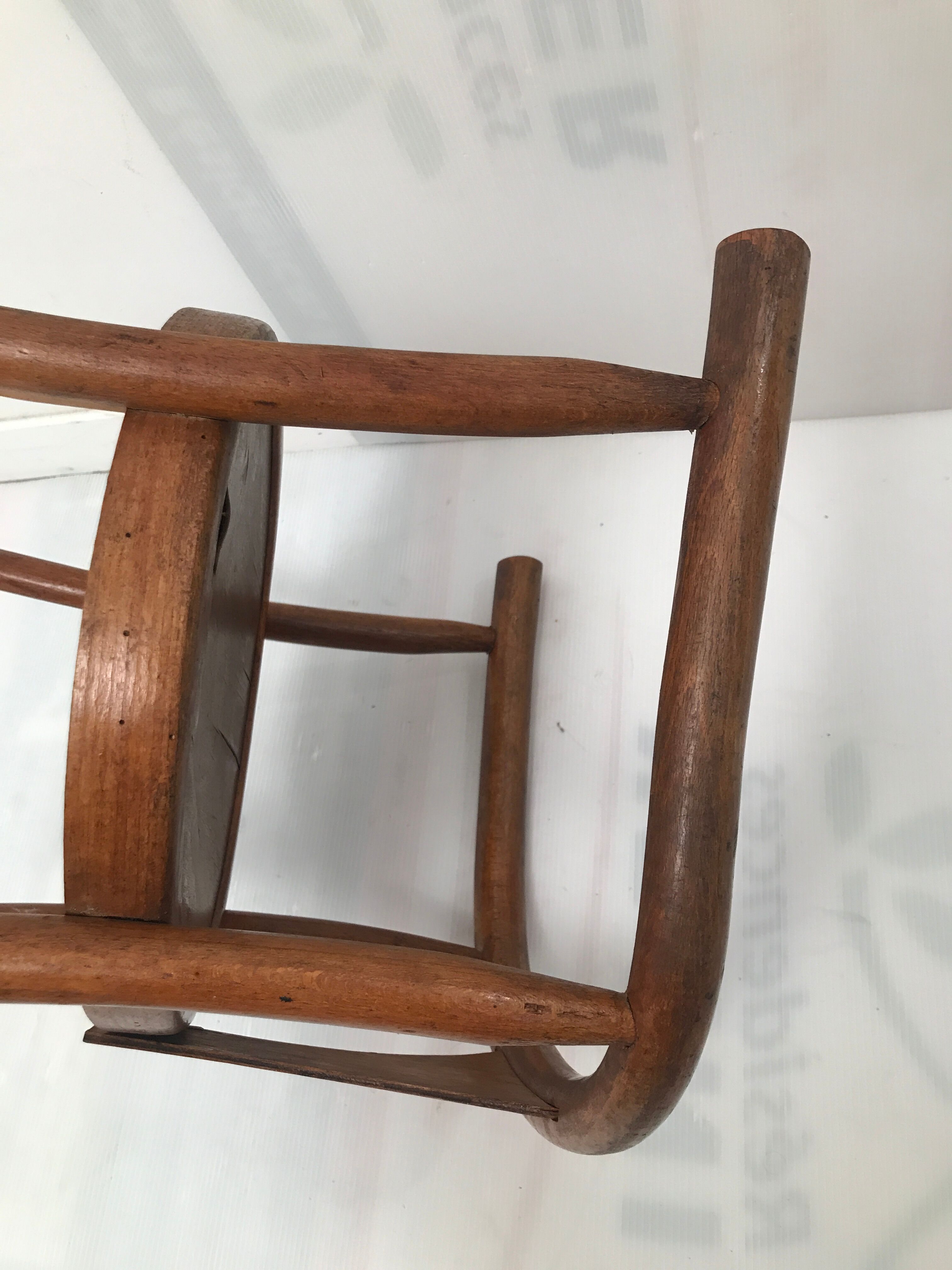 Fauteuil enfant bois courbé années 50-60